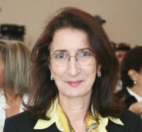 Amina Benkhadra